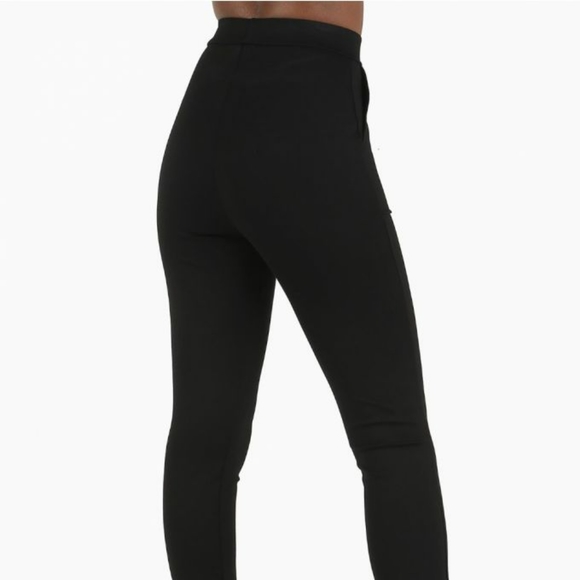 Blackmilk cuffed black pants - Picture 2 of 3